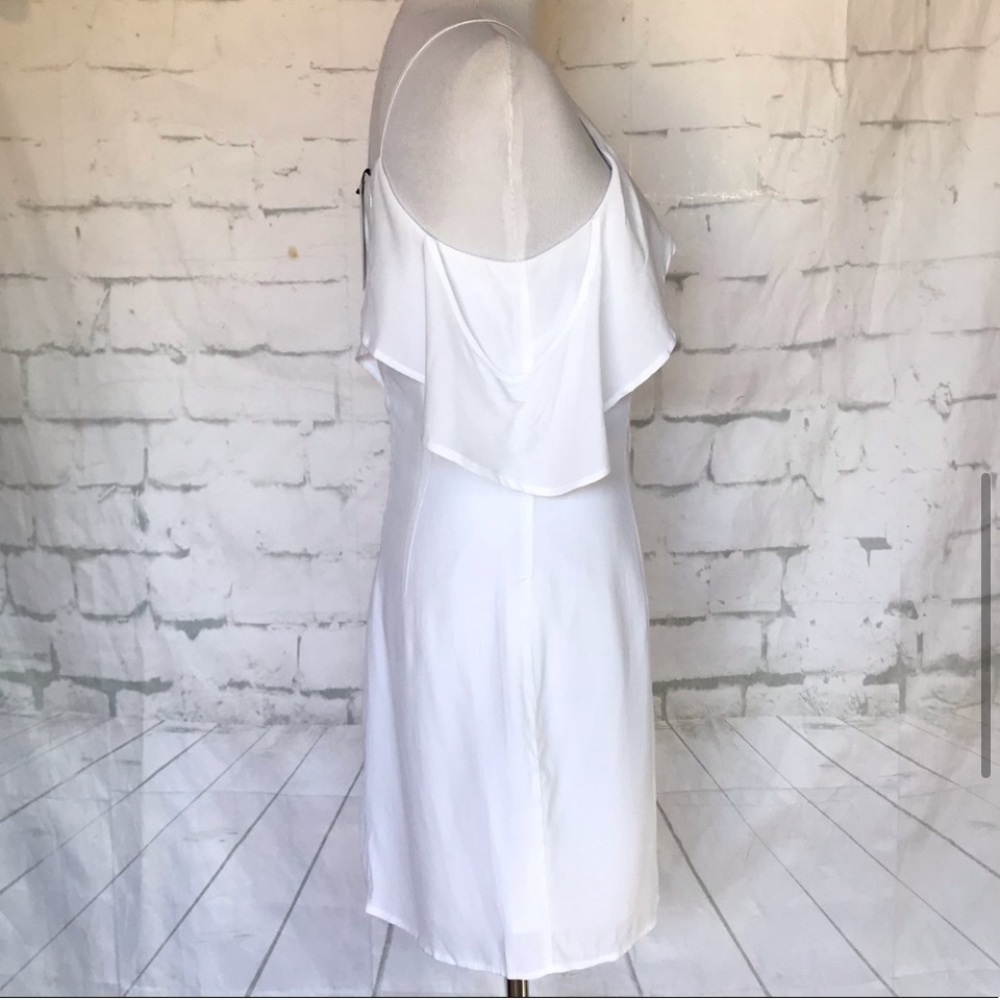 White off the shoulder dress by BB Dakota size 6 - Picture 5 of 11